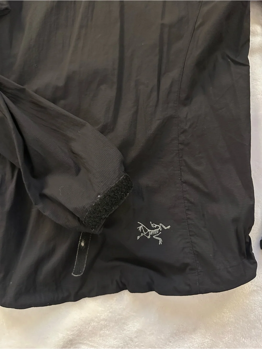 ARC’TERYX Zip-Up Windbreaker • Layering Jacket • Medium, Black • Outdoor Active - Picture 5 of 8
